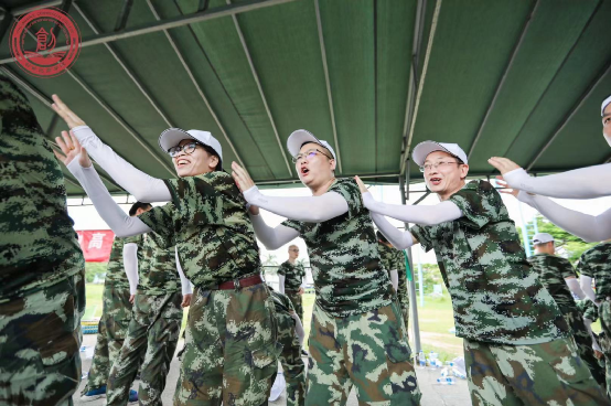 ´´ÊÀ¼ÍÉÌѧԺ ´´ÊÀ¼ÍÉÌѧԺ