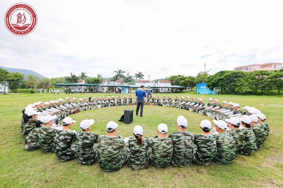 ´´ÊÀ¼ÍÉÌѧԺ ´´ÊÀ¼ÍÉÌѧԺ