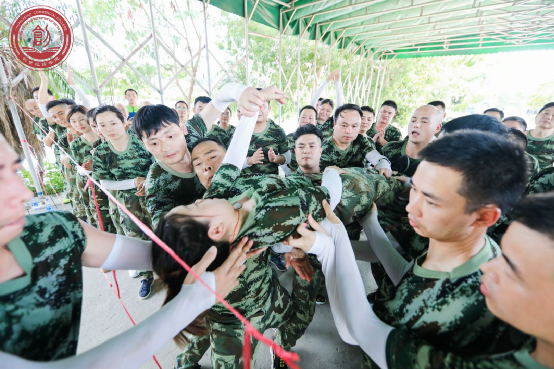 ´´ÊÀ¼ÍÉÌѧԺ ´´ÊÀ¼ÍÉÌѧԺ