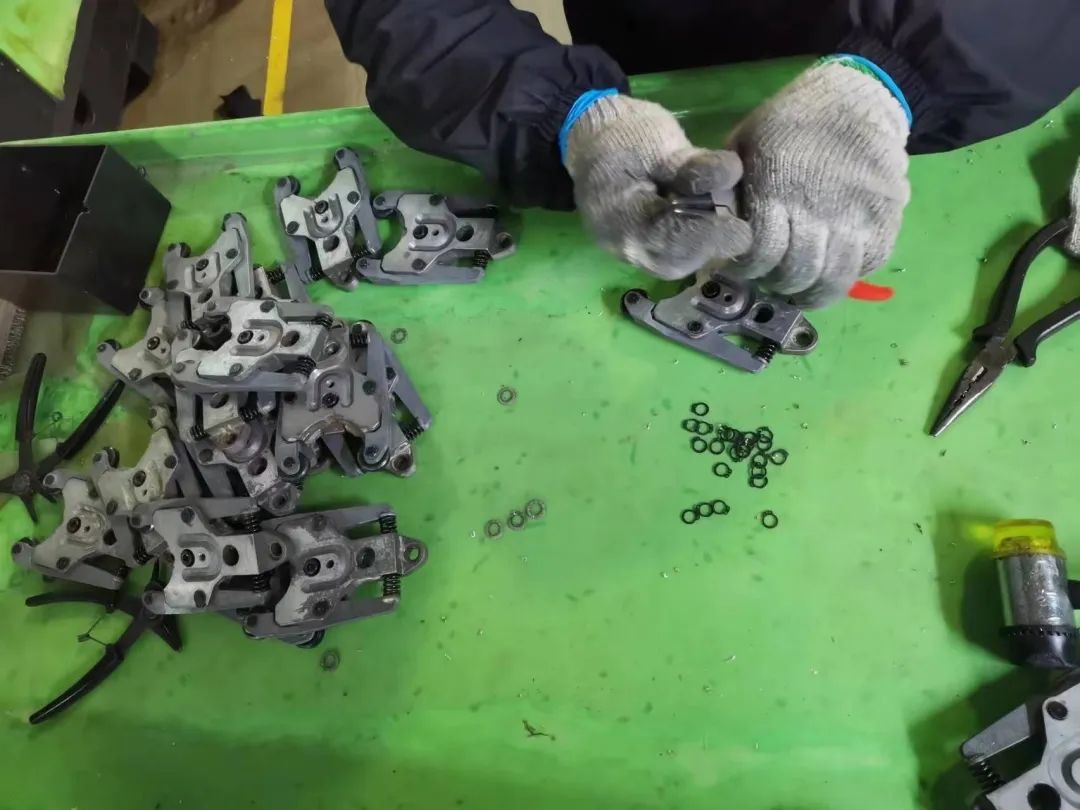 ×ðÁú¿Ê±¾«»ú